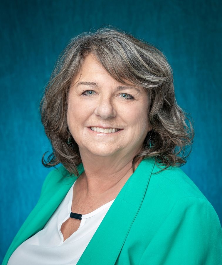 Lois A Kubinak