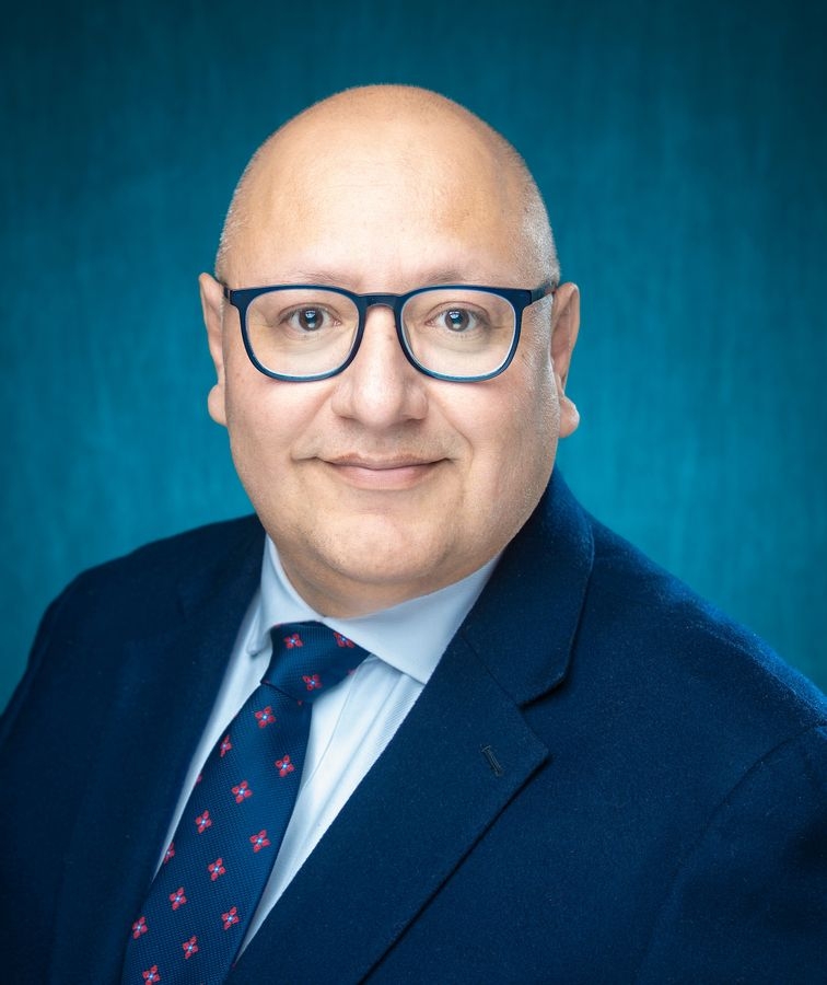 Mauricio A Mendoza