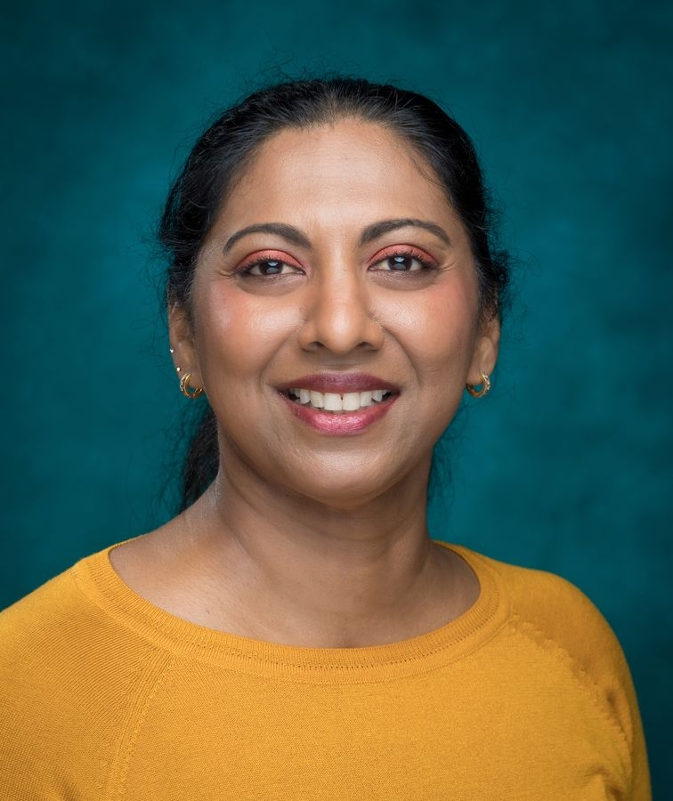 Menaka raguparan, college of arts & science